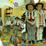 Przedszkole Słowiczek -Dzień Babci i Dziadka w atmosferze folkloru